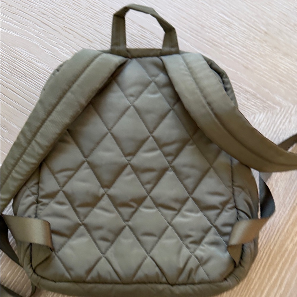 Vera Bradley Olive Quilted Backpack and Wristlet Set - Picture 7 of 15